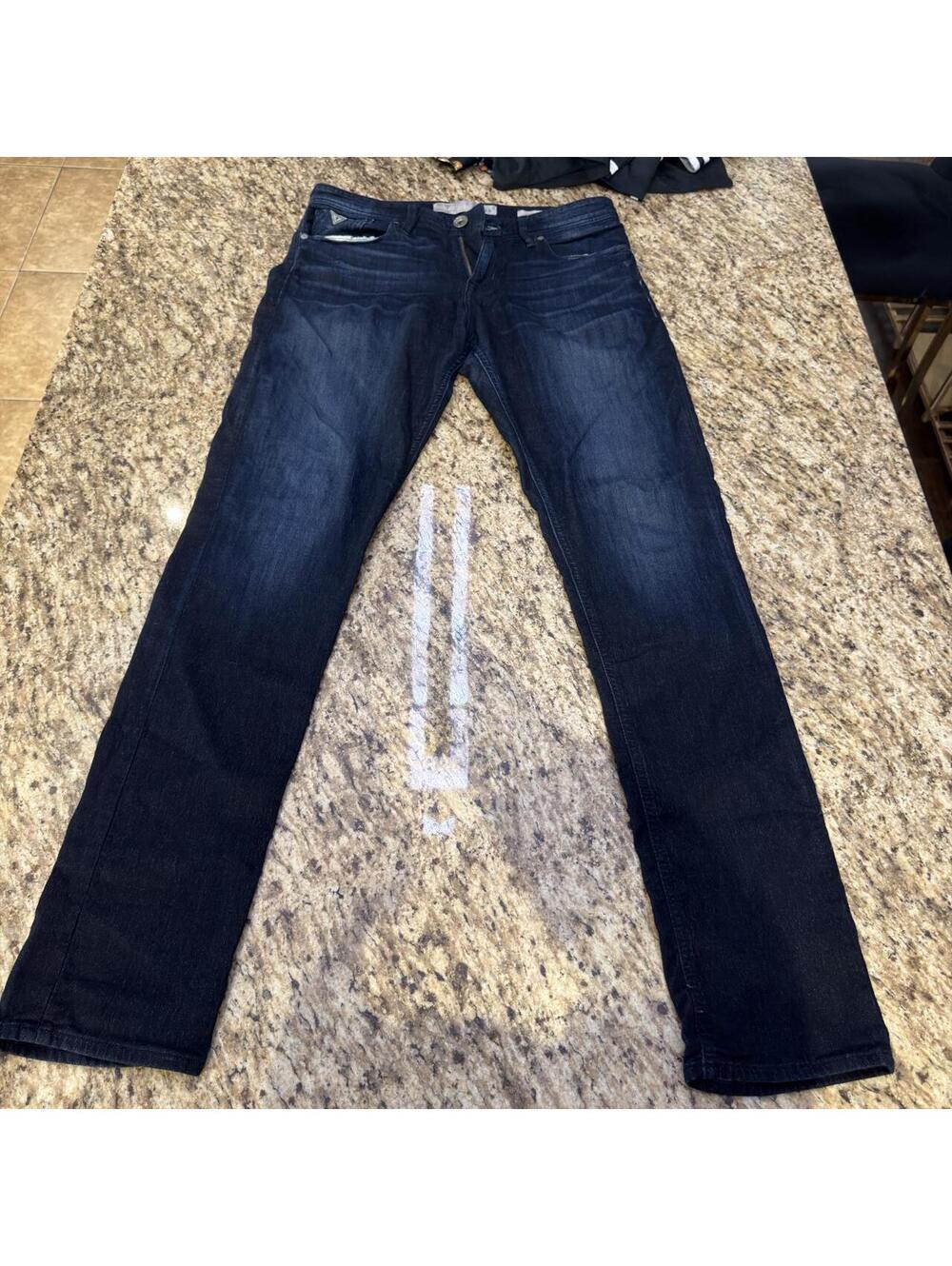 Guess Men's Navy and Blue Jeans